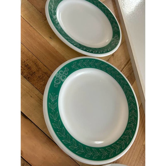 Vintage Corning décor laurel vine fern green 6” dinnerware salad plates set of 4 - Picture 4 of 6